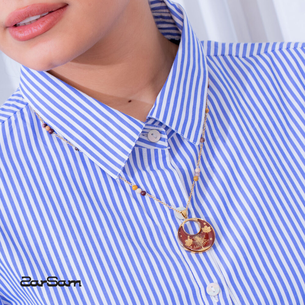 گردنبند زنانه پاییز با ورق طلا و زنجیر سری آیلا - 4