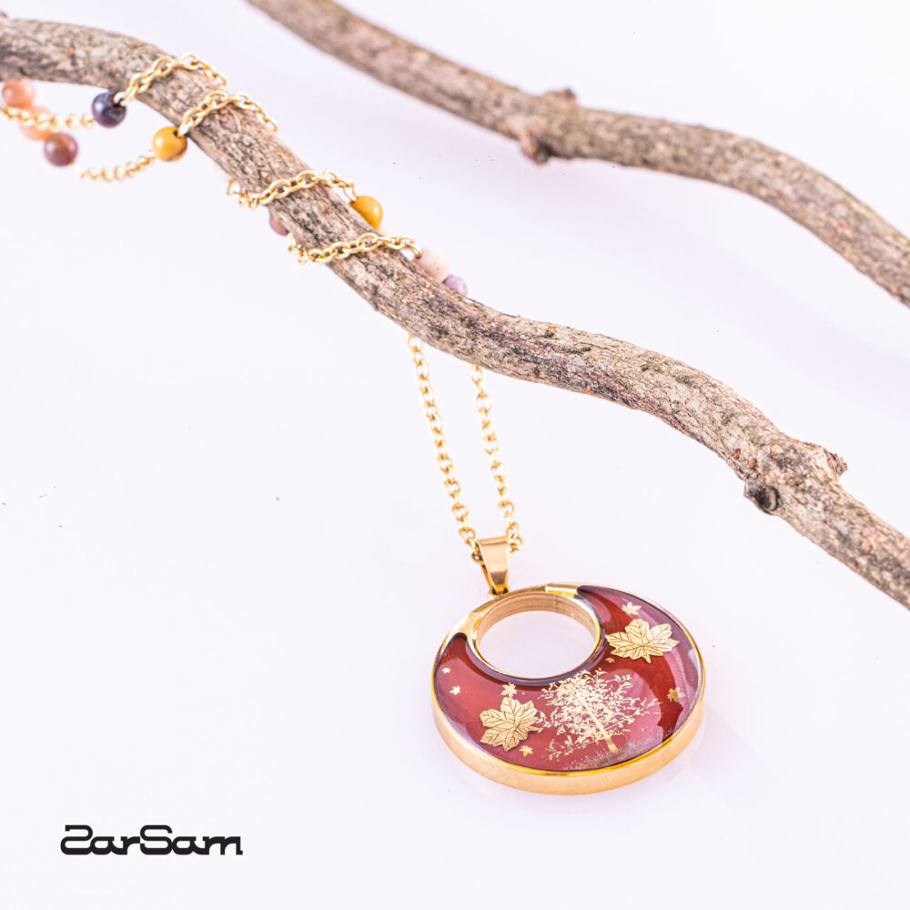 گردنبند زنانه پاییز با ورق طلا و زنجیر سری آیلا - 2