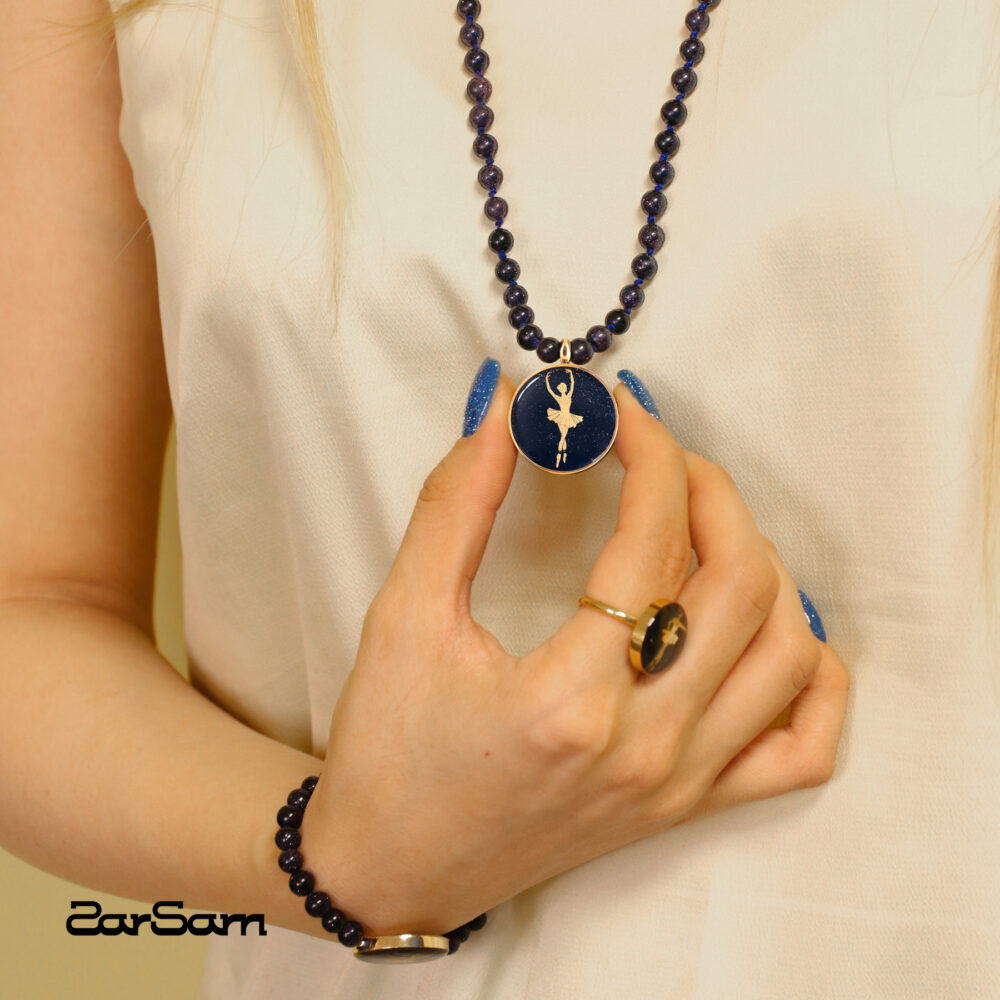 گردنبند زنانه بالرین با ورق طلا و سنگ سری مانی کلاسیک - 2