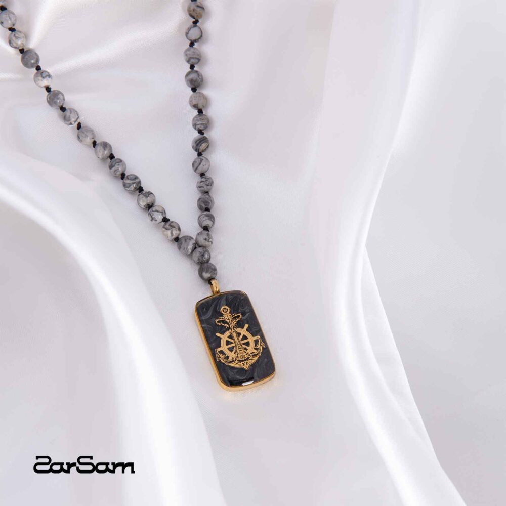 گردنبند مردانه لنگر با ورق طلا و سنگ سری ایستا - 2