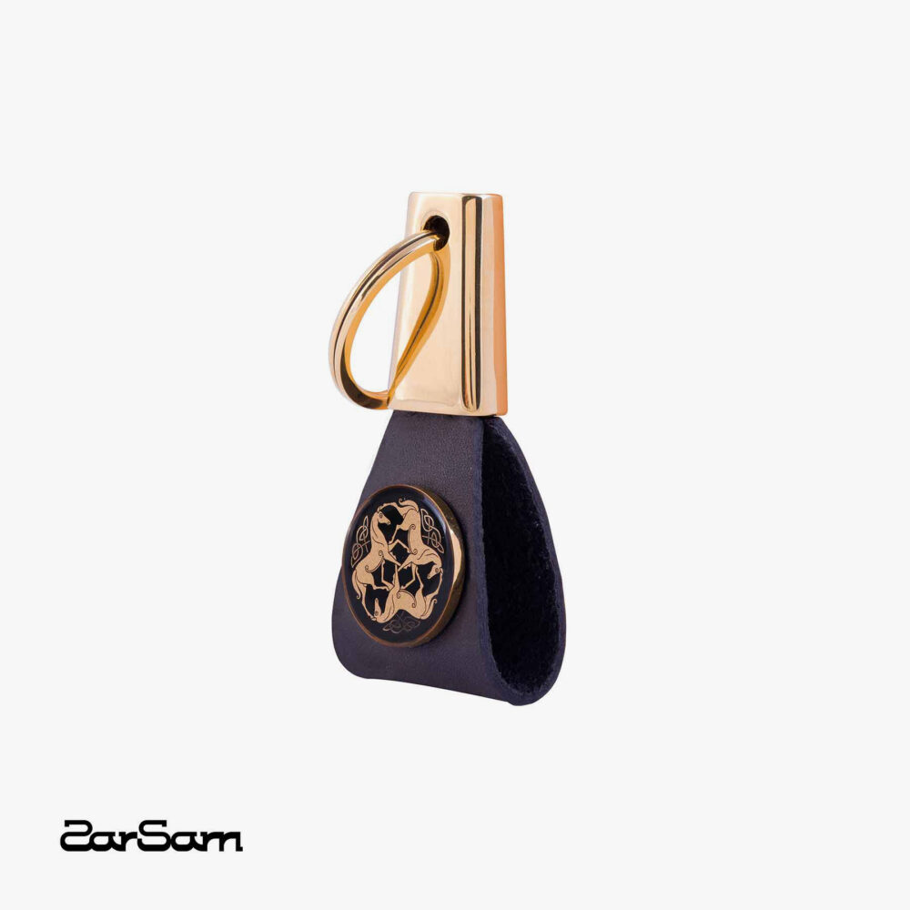 جاسوئیچی اسب سری آوان - 1