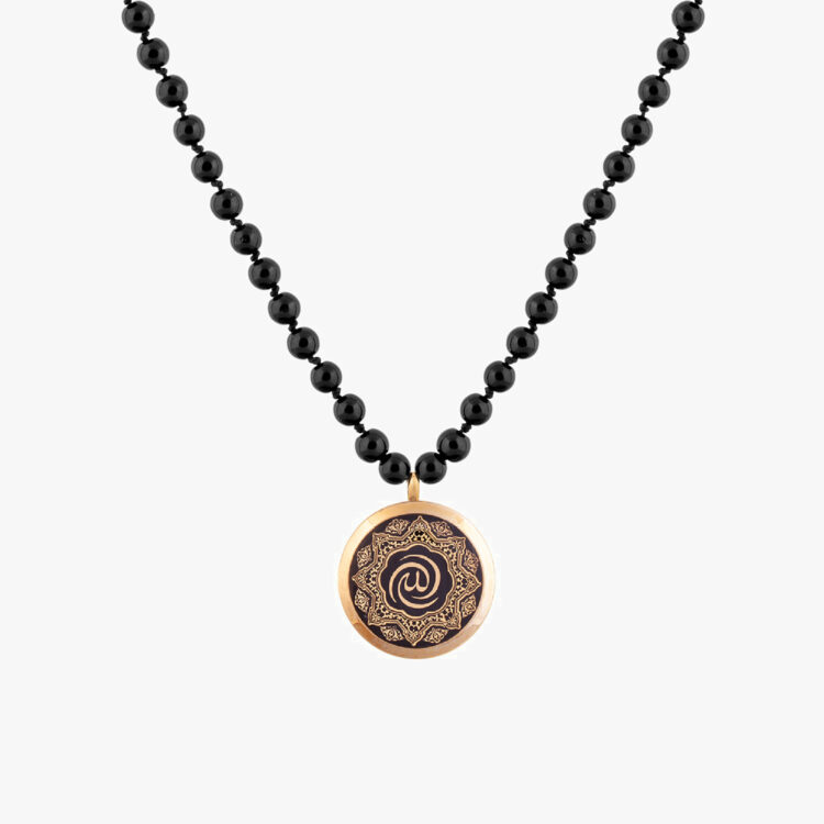 خرید هدیه مذهبی؛ آشنایی با گزینه های نفیس و معنوی برای عزیزانتان - زرسام