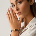 دستبند چرم ورق طلا زنانه نارین سری سپهر