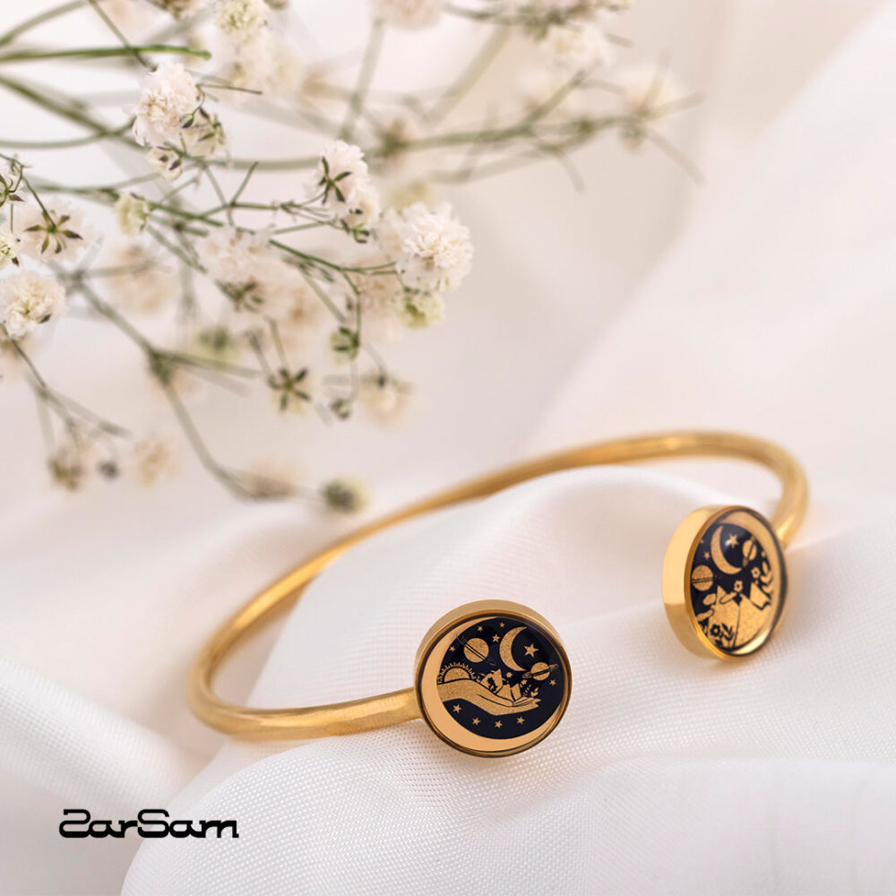 دستبند بنگل زنانه جهان من با ورق طلا سری مهرسا - 2