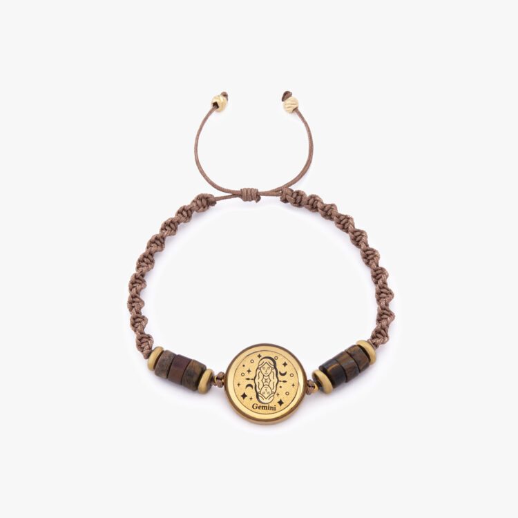 راهنمای خرید هدیه طلا برای خانم ها: معرفی محصولات شیک و خاص - زرسام