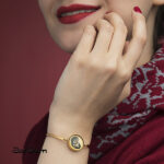 دستبند زنانه صنم با ورق طلا و زنجیر سری هما - 4