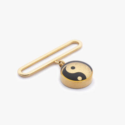 ست کردن اکسسوری با لباس | ترفندهای استایل شیک و حرفه‌ای - زرسام