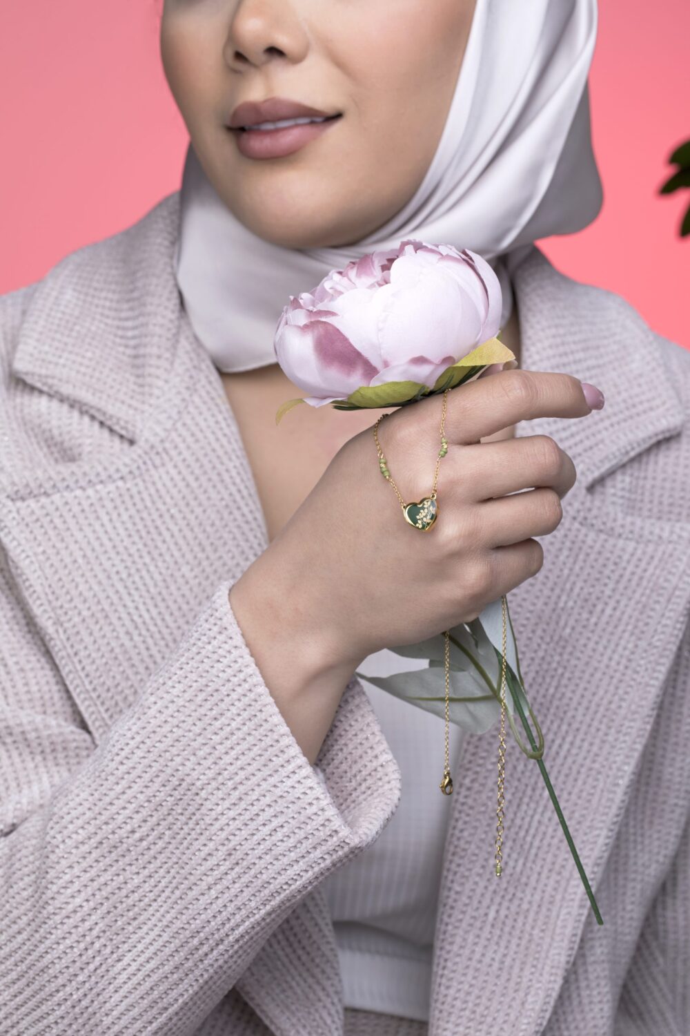 گردنبند زنانه جوانه با ورق طلا و زنجیر سری همدم - 2