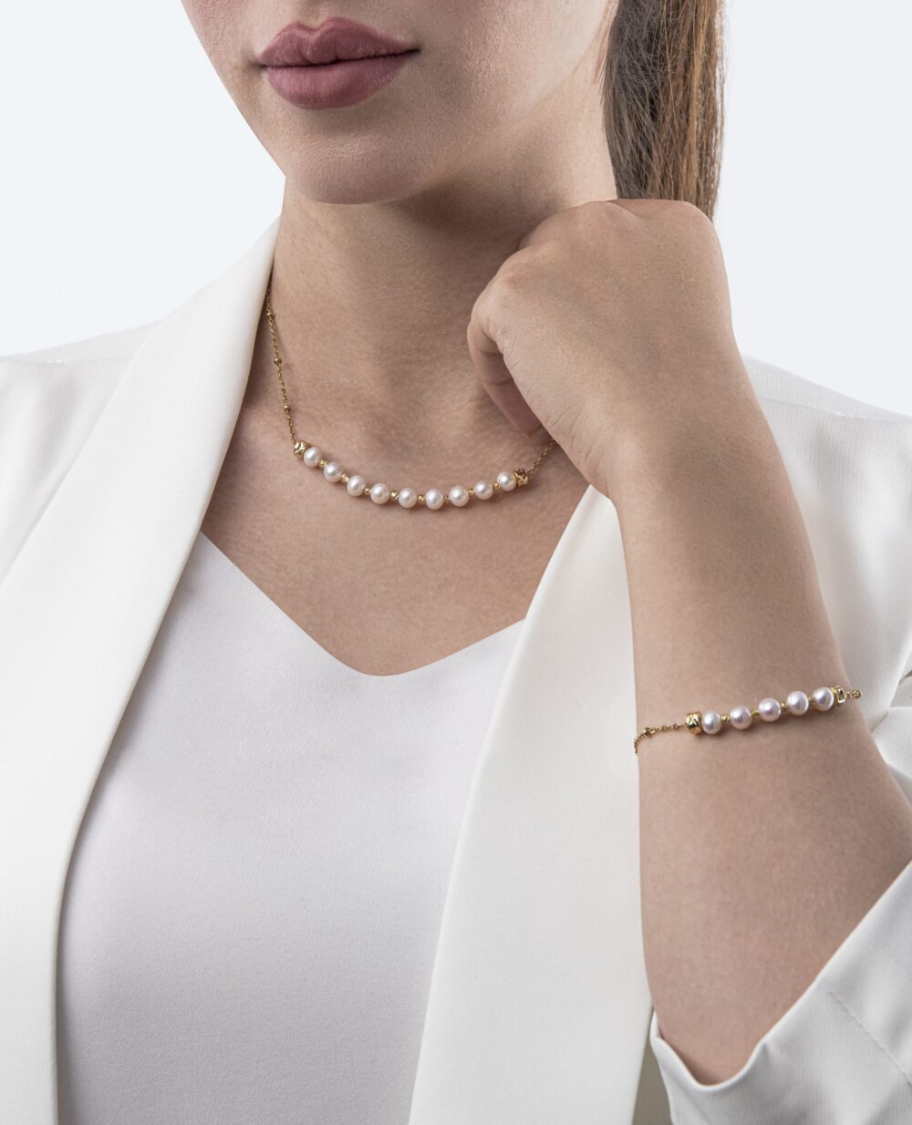 دستبند مروارید زنانه نیلا با آبکاری طلا سری زروار - 4