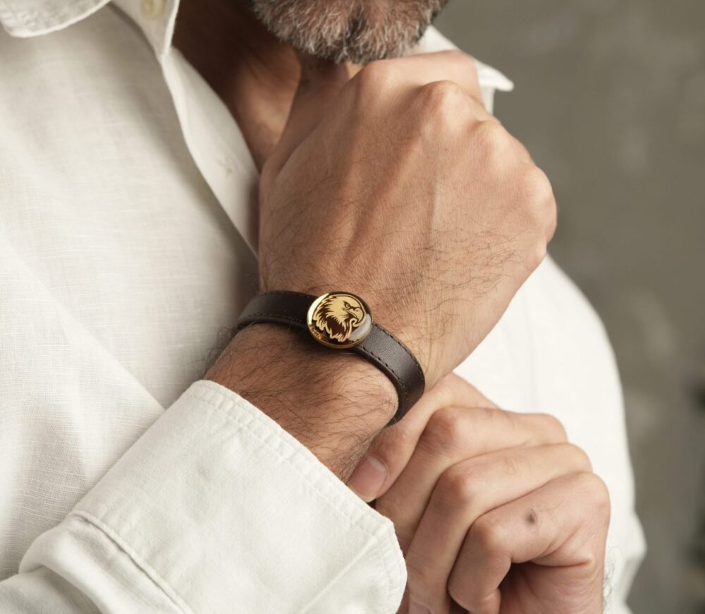 دستبند مردانه عقاب با ورق طلا و چرم سری جهان - 2