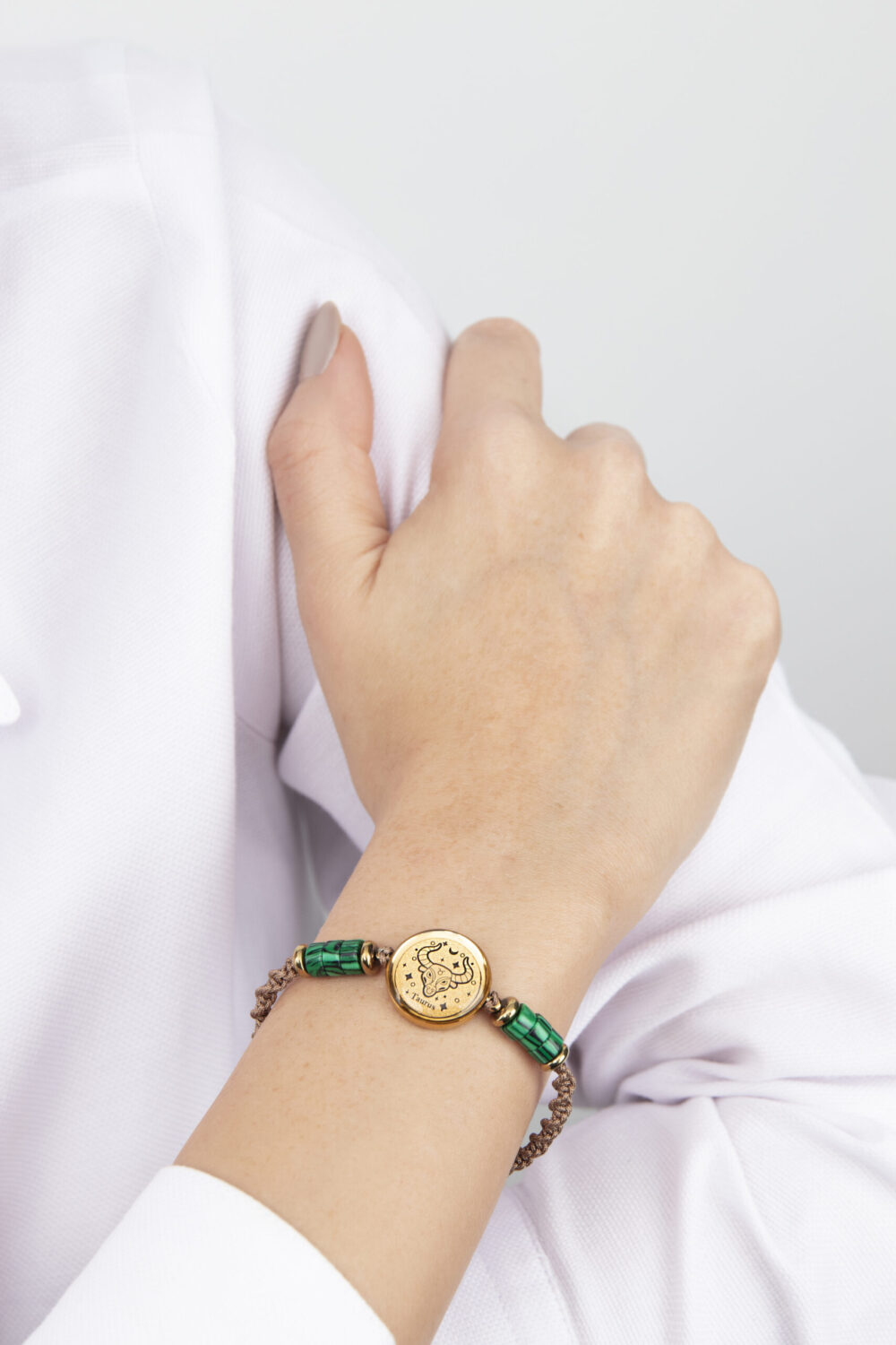 دستبند زنانه اردیبهشت با ورق طلا و سنگ سری صنم - 2