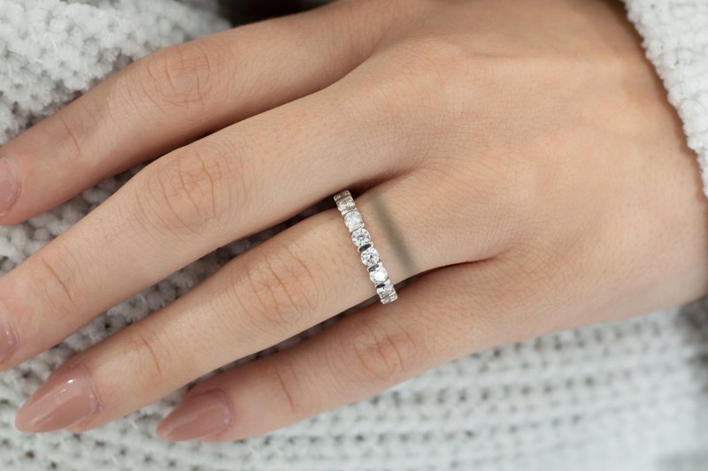 دلیل سیاه شدن دست با انگشتر طلا