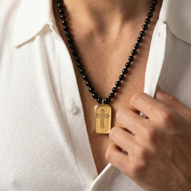 گردنبند مردانه ورق طلا چلیپا سری ایستا