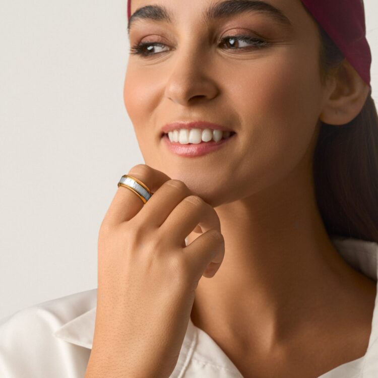 چرا انگشتر طلا دست را سیاه میکند؟ - زرسام